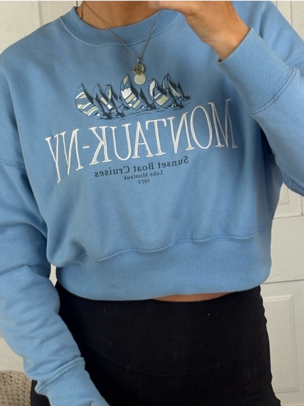 Abercrombie & Fitch Embroidered Montauk cropped Sweater